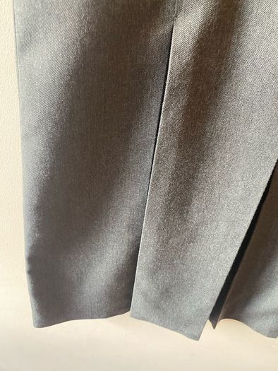 Dunnes grey pinafore (as new) age 12-13