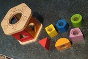 Match Shape and Colors sorter for a toddler