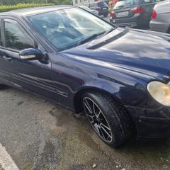 Mercedes Benz c180