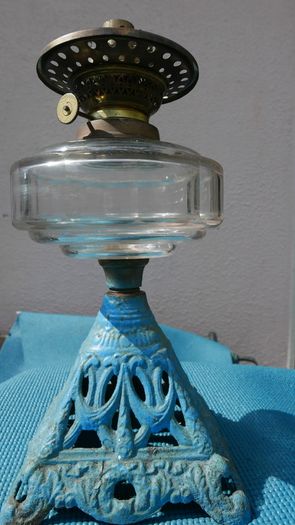 Vintage Victorian oil lamp CAST IRON BASE with Bristol  bowl
