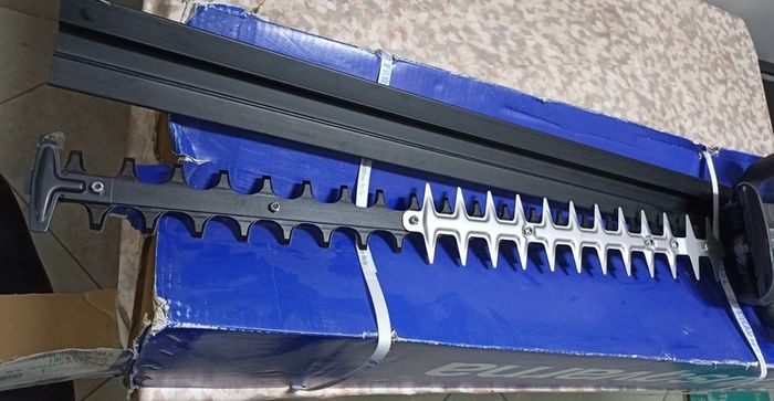 Husqvarna hedge trimmer