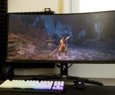 Lenovo R34 - Ultrawide QHD Curved Gaming Monitor (34")
