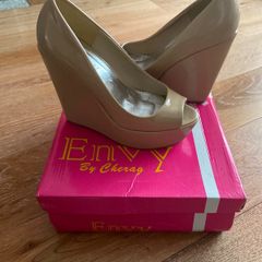 Envy Ladies High Nude Wedges Size 6