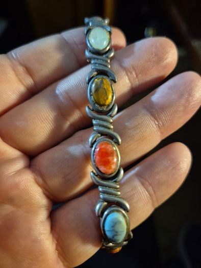 1960s Vintage Multistoned Bracelet.