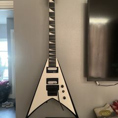 jackson king v electric guitar