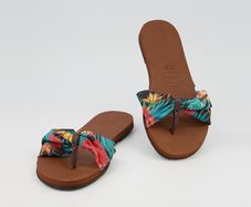 Brand new Havaianas flip flops UK3/4 EU35/36