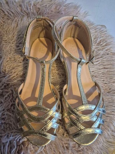 NEXT_Occasion Kids Wedge Sandals in Gold, size 3