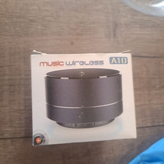 Bluetooth speakers