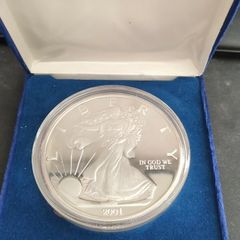 2001 American Eagle Silver .999 1/2 Troy lb (186.62g) Proof Coin