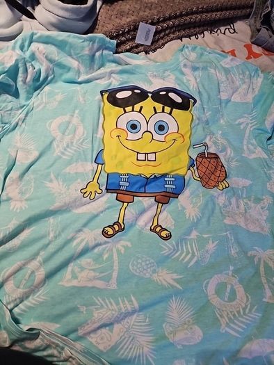 Men's SpongeBob t shirt BNWT