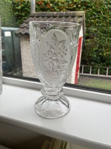 Vintage Kristal Zajecar Crystal Frosted Elegant Vase