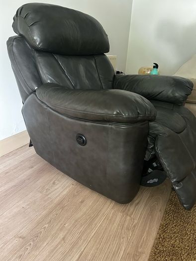Electric recliner chair