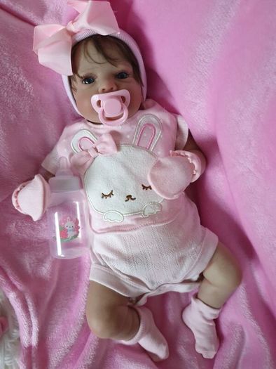 Reborns By Laura.  Baby Ashley In Homecoming Hospital Outfit.  29inch, 4lb Reborn Doll. Welcome To View