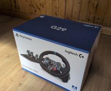 G29 racing wheel and pedals