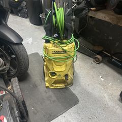powerwasher