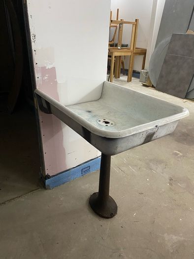 french enamel communal sink for bar/restaurant/