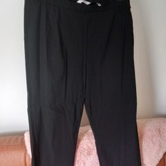 Capri Pants