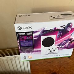 New unopened sealed Xbox series s console 512gb with Fortnite and rocket league bundle, codes unused.