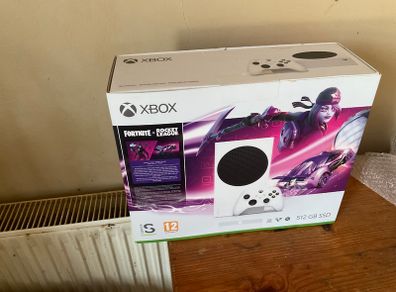 New unopened sealed Xbox series s console 512gb with Fortnite and rocket league bundle, codes unused.