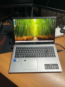 Acer aspire 5 i5 pro 8/256 Windows 11
