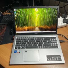 Acer aspire 5 i5 pro 8/256 Windows 11