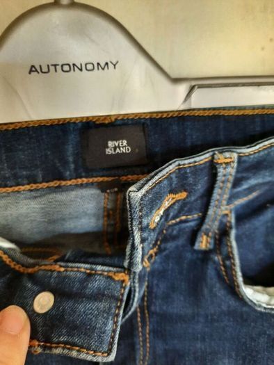 River Island UK 8R Skinny Jeans