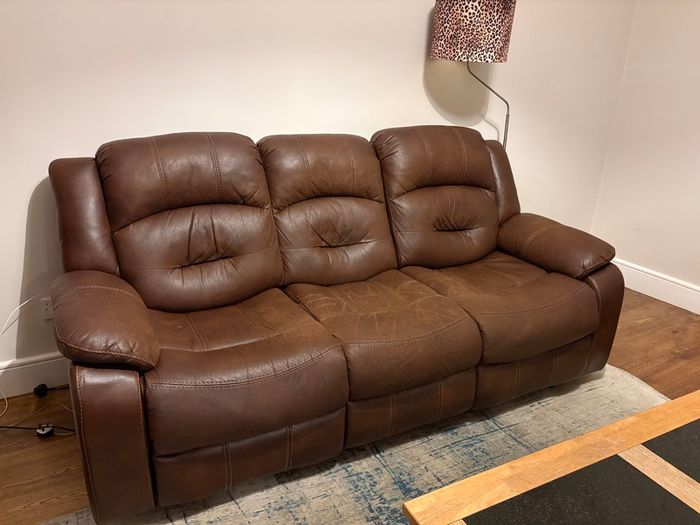 3 seater recliner sofa