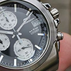 Watch Citizen OXY Chronograph.