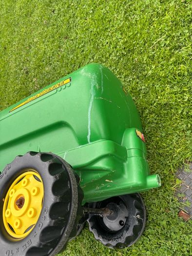 Rolly tanker and straw trailer