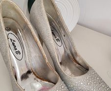 Laura B silver bling high heels Sz 7UK