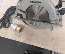 Hitachi 9in skilsaw