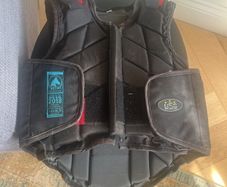 Kids horse riding back protector - size Small