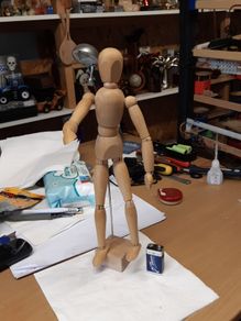 Artists dummy