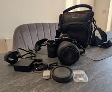 Sony A7 full frame + SD + Case