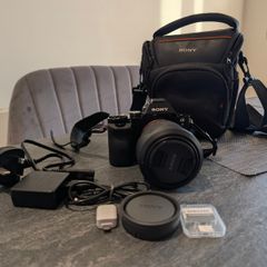 Sony A7 full frame + SD + Case