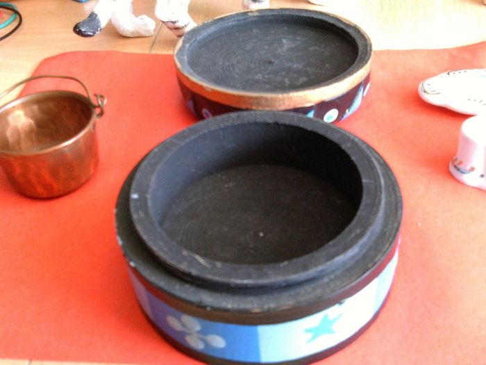 2 trinket boxes