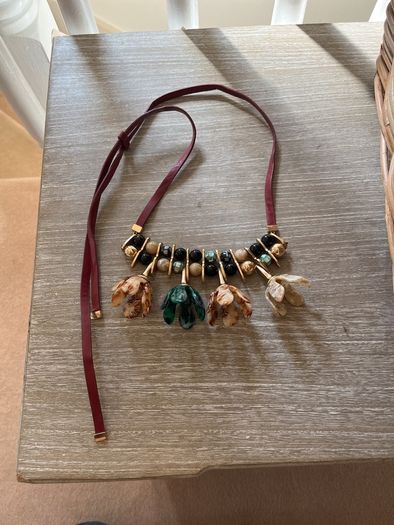 Zara flower Necklace