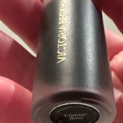 Victoria Beckham blush stain