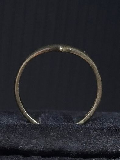 Vintage 9ct Gold Modernist V Ring | Birmingham Hallmarked | Size 54