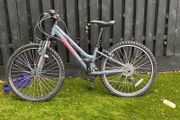 Huffy Crossfire Mountain Bike - Grey and Pink