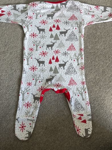 Brand new: Stork and Co - 0-3 months - My First christmas outfit