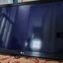 Lg 32" Lcd Tv (not Smart) Image 3