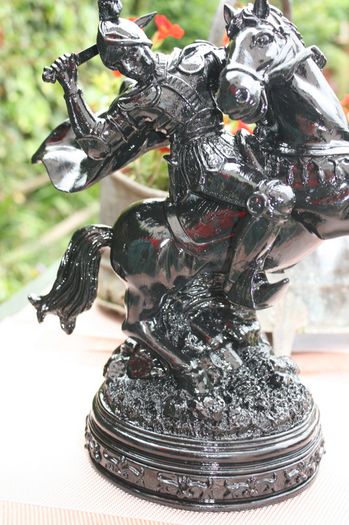 Vintage Heavy Figure Statue Sculpture 32cm