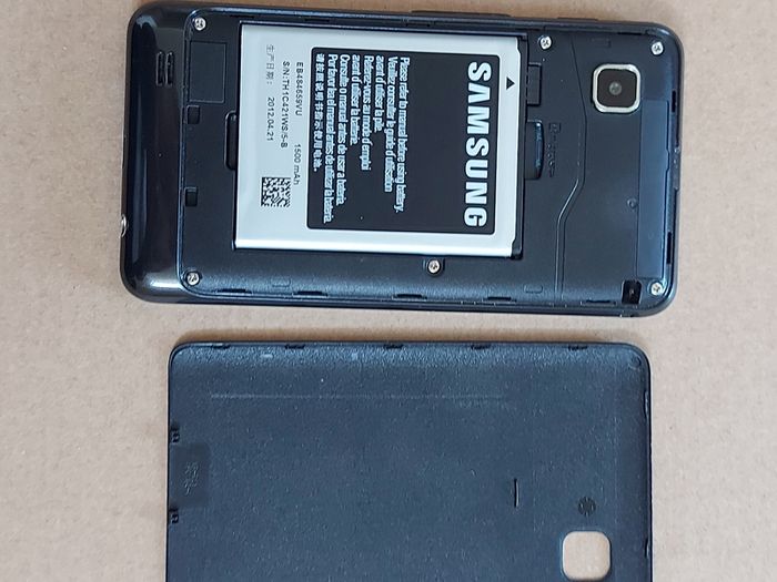 Samsung Galaxy S mobile phone, Model YP-GS1, in excellent condition