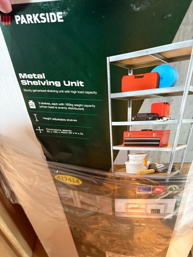 shelving unit