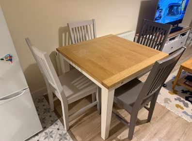 Oak table & chairs set