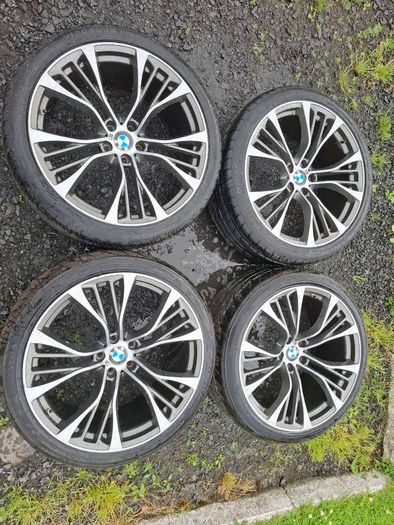 22" Bmw X5 Alloys with tyres