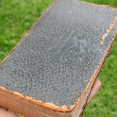 Vintage The Ideal Daily Missal with Vespers for Sundays and Feasts - Dublin
