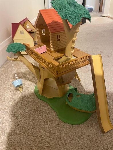 Sylvanian Families bundle - Treehouse, House and Boutique