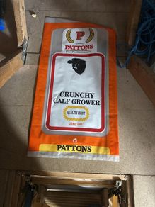 Heavy feed bags  25 kg  for turf/ logs /rubble new